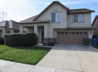 17 Crossley Ct, Sacramento, CA 95833