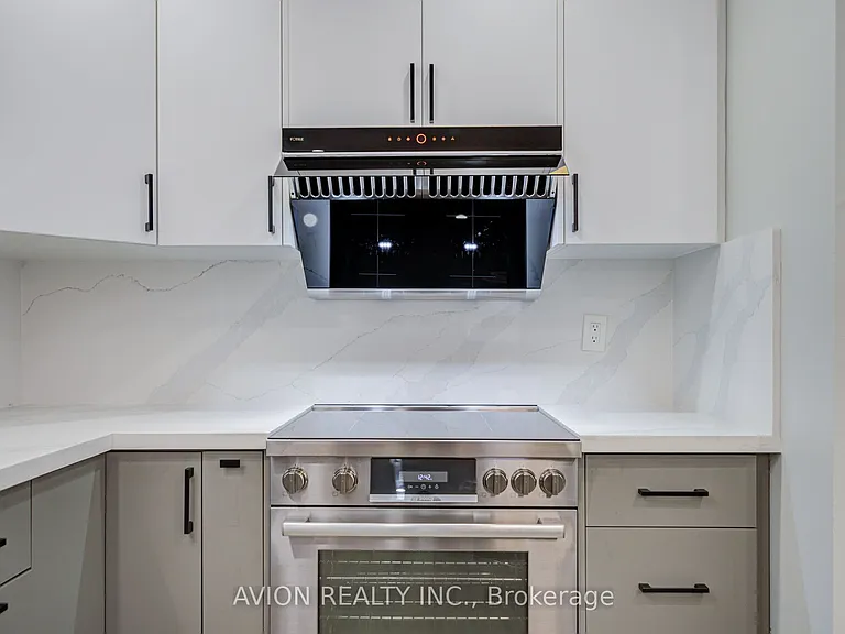 9 Falan Heights Cres — Photo 17