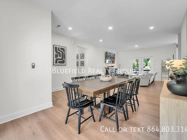 713 Rockcliff St — Photo 7