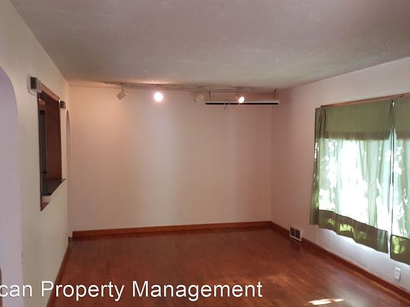 3rd image of 308 N 17th St #6926499