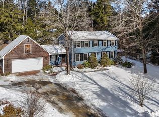 34 Louise Ln, Fremont, NH 03044