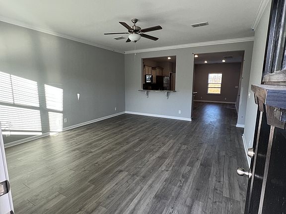 3rd image of 3815 Eastwind Dr Lot 204