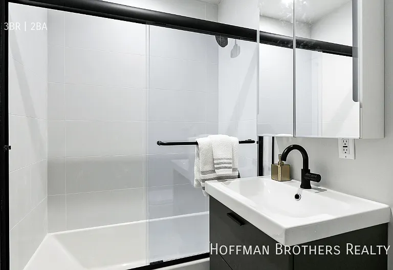 225 Lucas Ave #1 — Photo 13