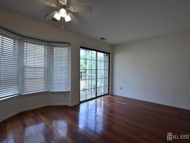 14 Lear Ct — Photo 18