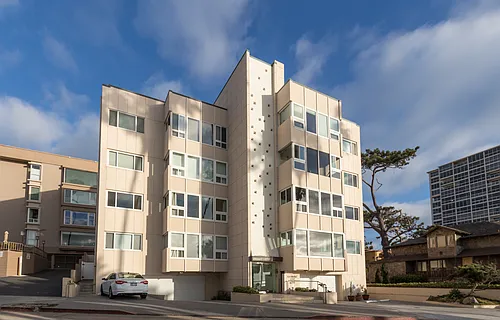 1039 Coast Blvd #E Photo 1