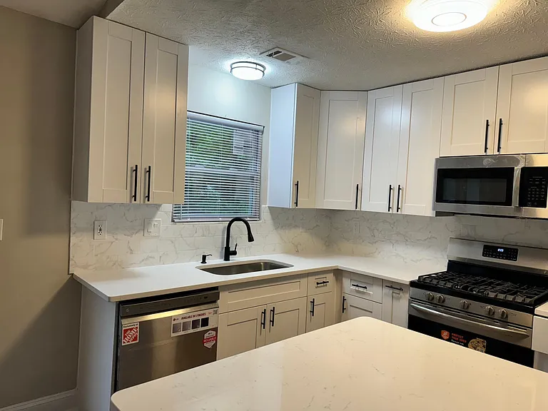 109 Birch Rill Dr — Photo 10