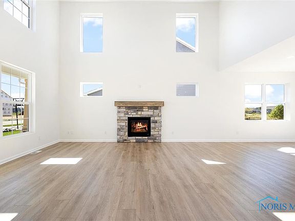 4th image of 140 Valley Hall Dr