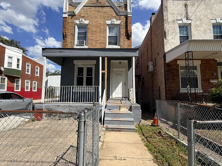 6030 Greenway Ave — Photo 2