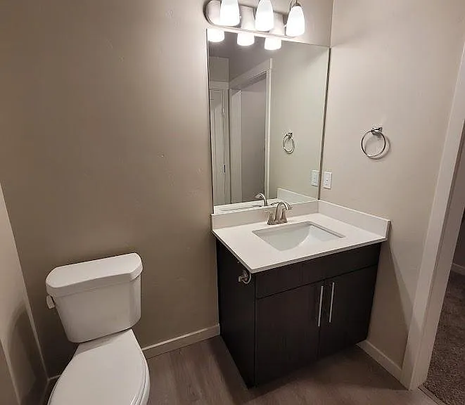 616 N 44th St #3 — Photo 11