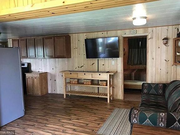 3rd image of 16636 Shady Oak Ln