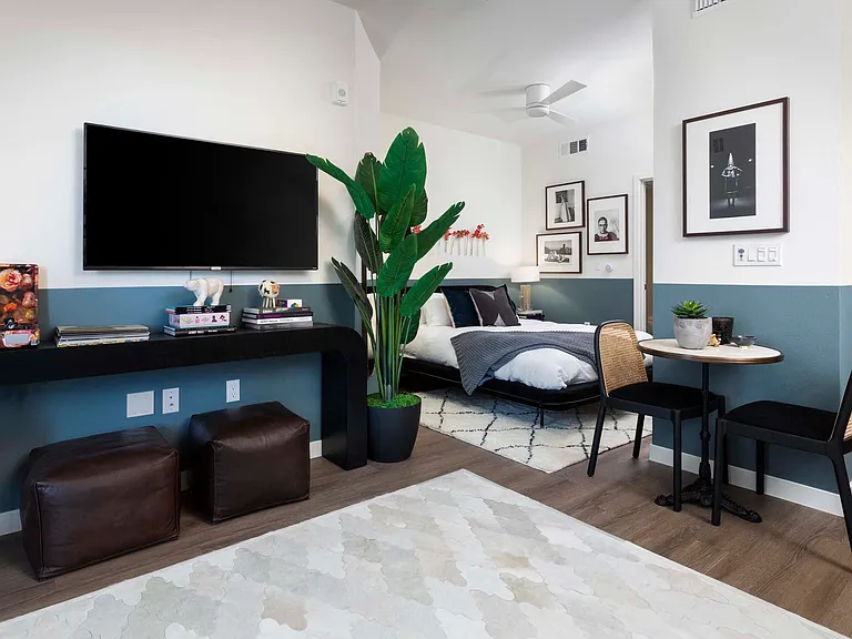 Alexan Noho West — Photo 50