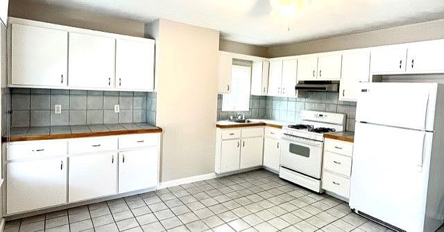 2nd image of 236 Princeton St