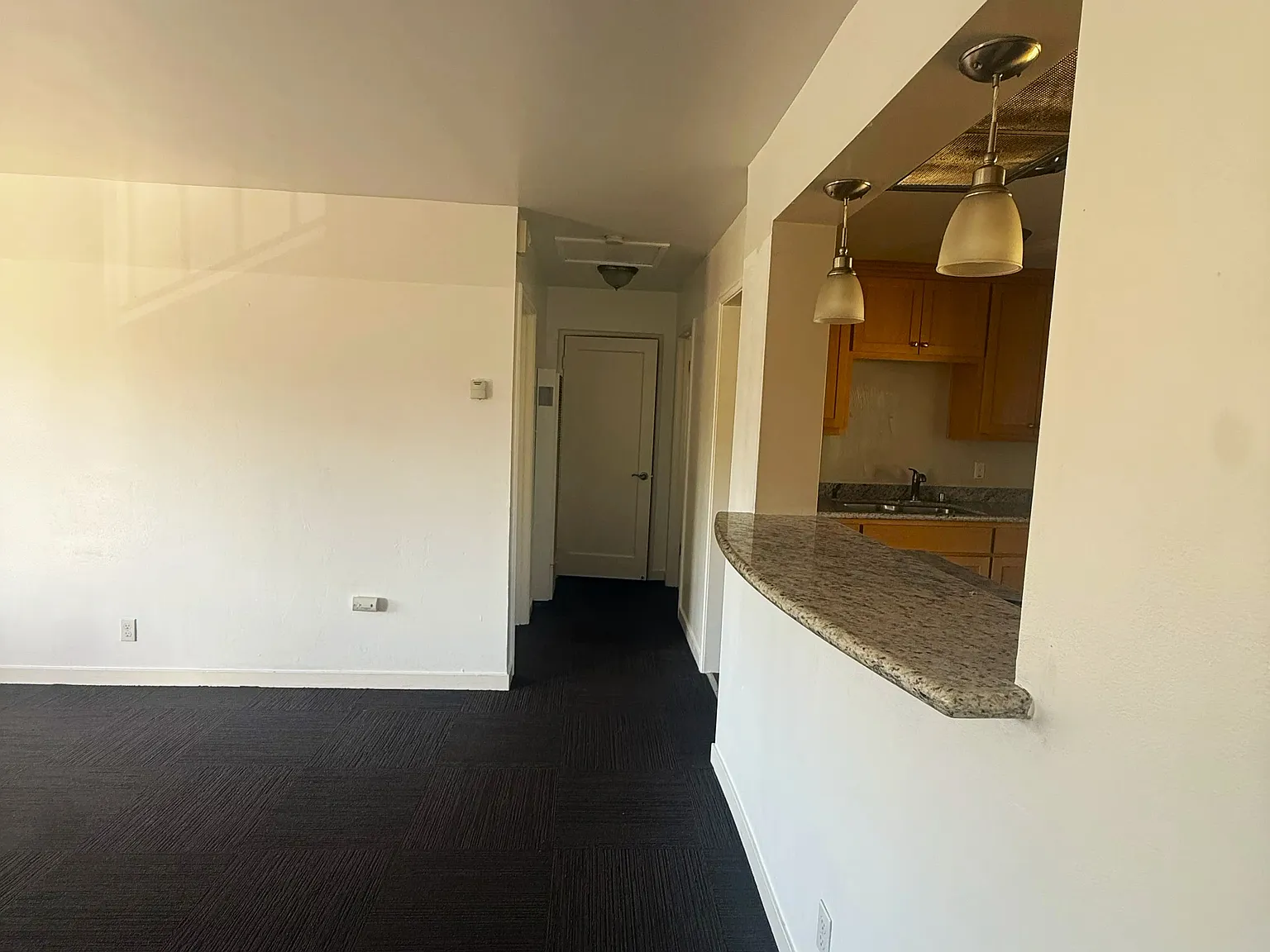 1 bed, 650 sqft, $2,400 — Photo 4