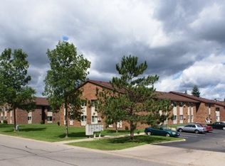 403 SE 7th St APT C16, Grand Rapids, MN 55744