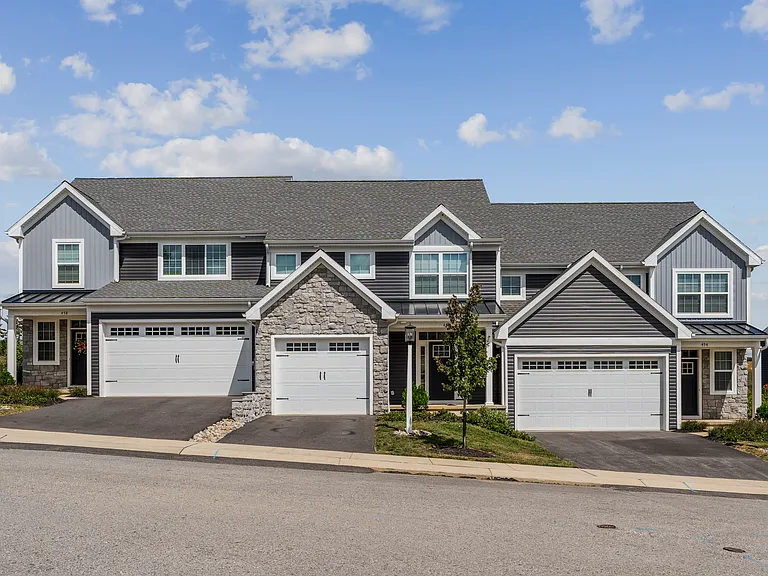 River Ridge Townhomes — Photo 24