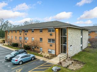 2425 Wesleyan Ave APT 12, Rockford, IL 61108