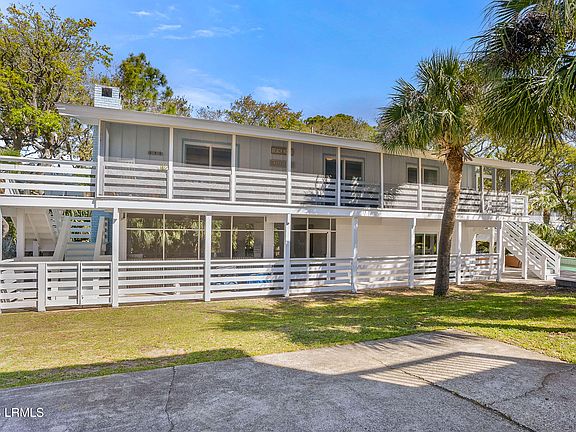 2nd image of 716 Pompano Road
