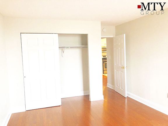 4th image of 546 Main St APT 908