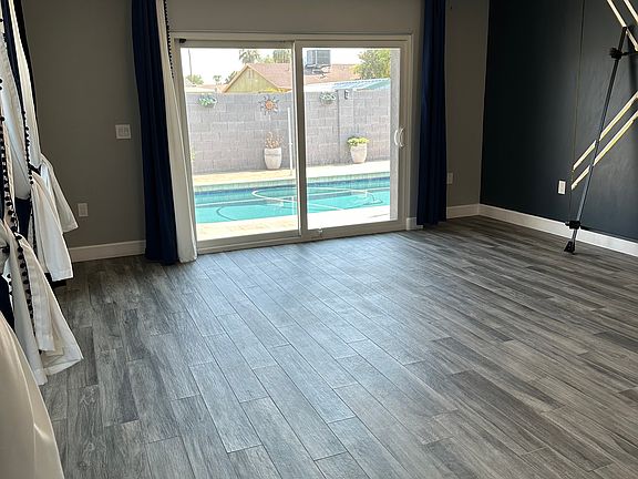 5th image of 2203 W El Prado Rd