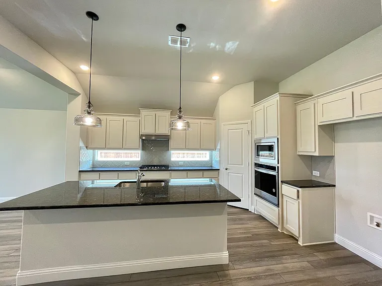 4005 Blue Stem Blvd — Photo 7