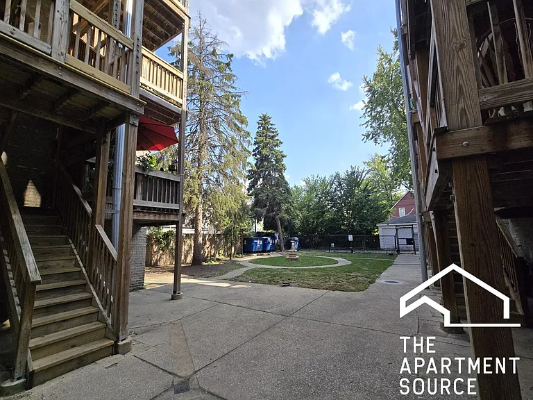 3753 W Sunnyside Ave #1 — Photo 11