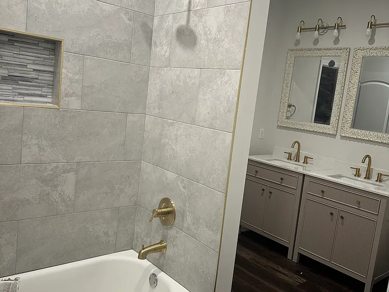 726 W Victory Dr — Photo 10