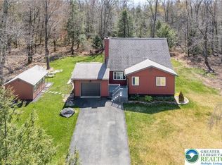 1013 Navajo Trl, Gouldsboro, PA 18424