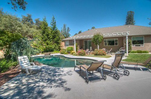 3rd image of 15553 Mountain Shadows Dr