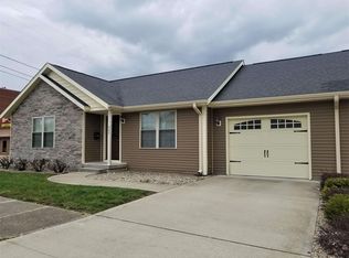 403 SE 3rd St, Washington, IN 47501