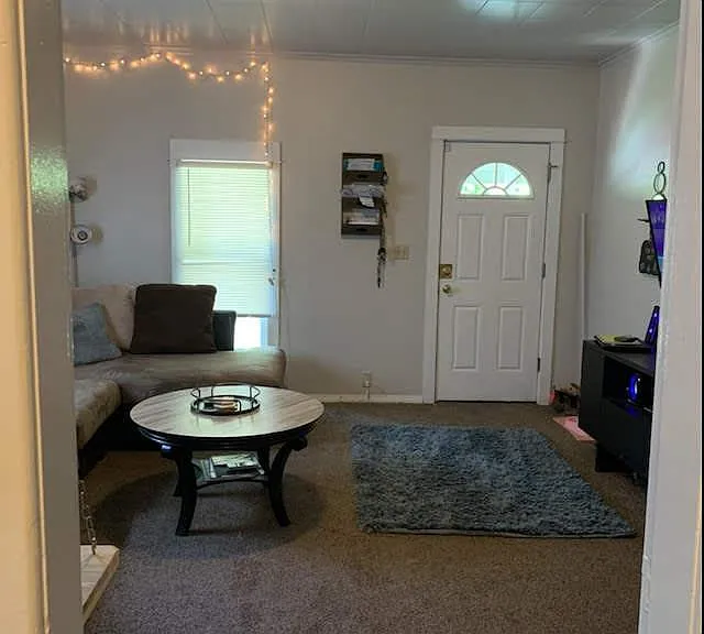 1560 SE Oak St — Photo 9