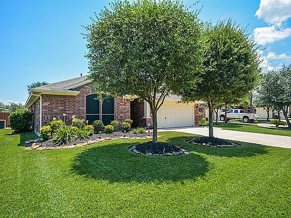 3rd image of 9214 Buffalo Bend Ln