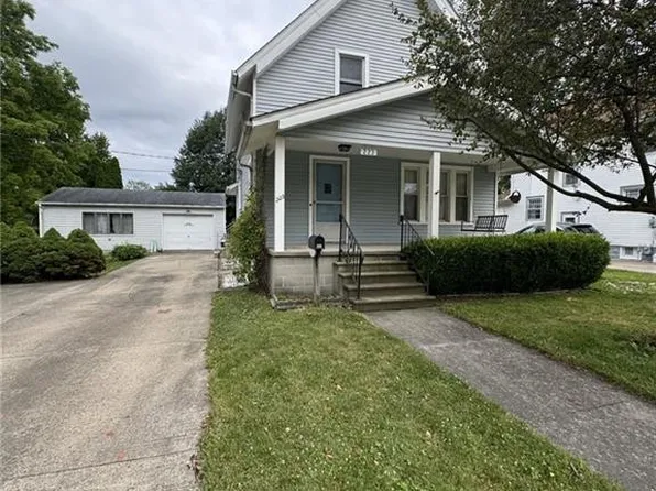 223 Sycamore St, Wauseon, OH 43567