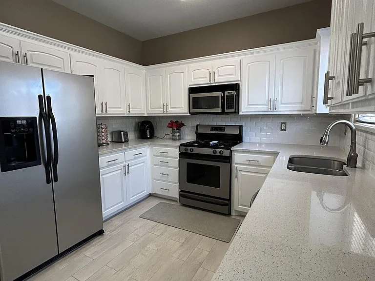 835 Kipuka Dr NW — Photo 10