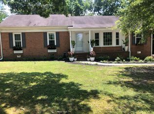 1726 Lauderdale Dr, Henrico, VA 23238