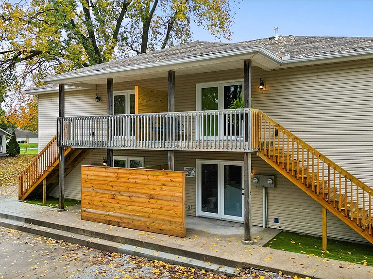 207 Clark St #4 — Photo 11