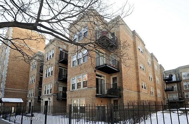 1st image of 1631 W Pratt Blvd APT 1W