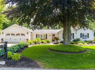 10227 King Rd, Davisburg, MI 48350