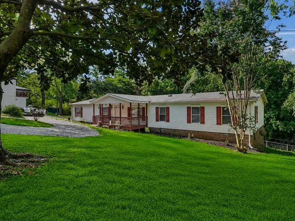 30 Barker St, Clarksville, TN 37040