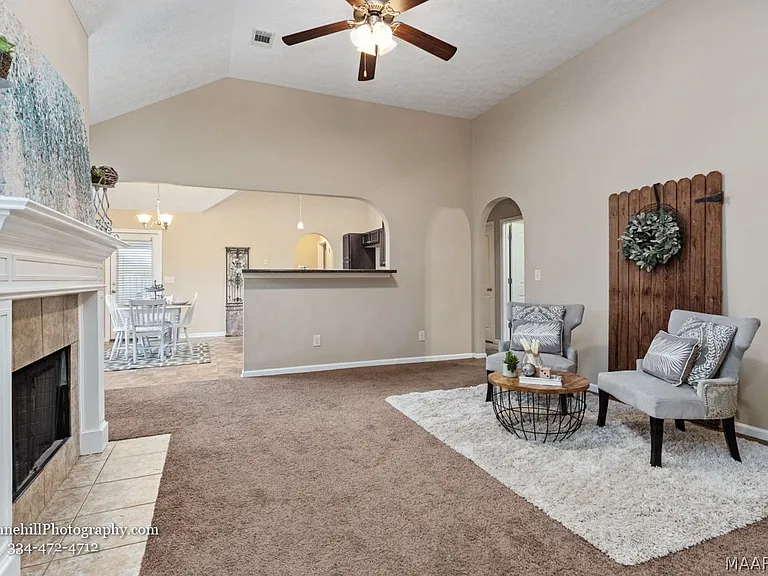 1641 Buena Vista Blvd — Photo 3