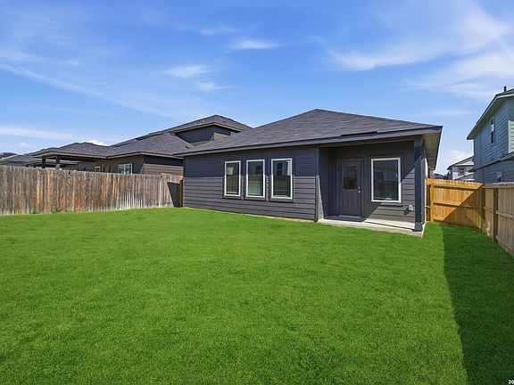 4th image of 2851 Davis Trace