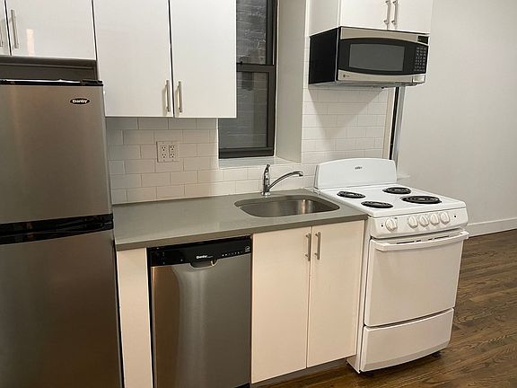 2nd image of 411 W 48th St #2R