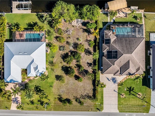 3409 Embers Pkwy W, Cape Coral, FL 33993