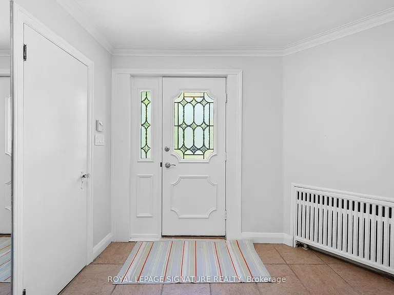 2234 Gordon Dr — Photo 4