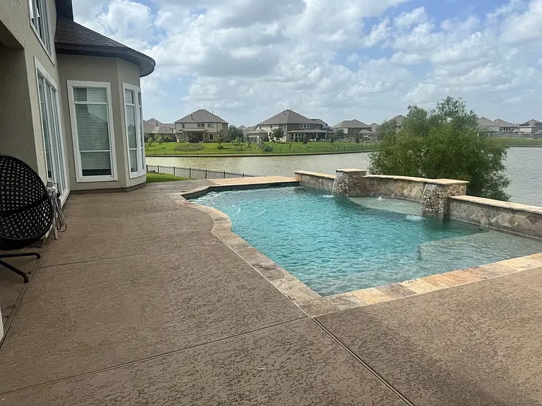 8 Cypress Point Ct — Photo 2
