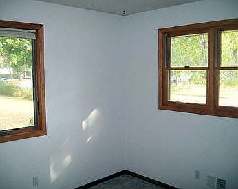5th image of 714 14th St W
