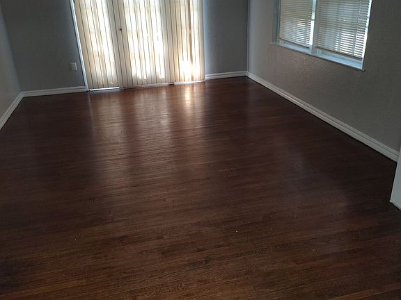 2nd image of 1215 S Saint Louis Ave APT 1