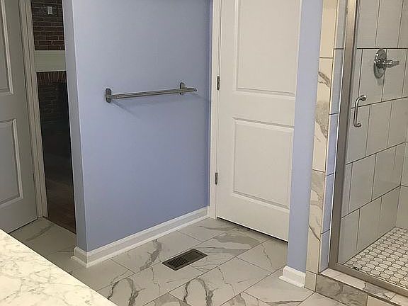 5th image of 1107 Grand Ave