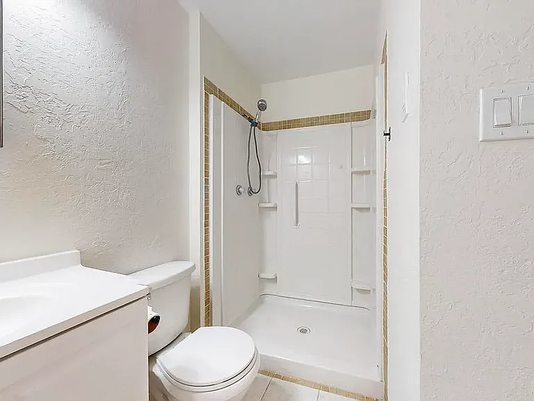 6023 Redlands Rd NW — Photo 15