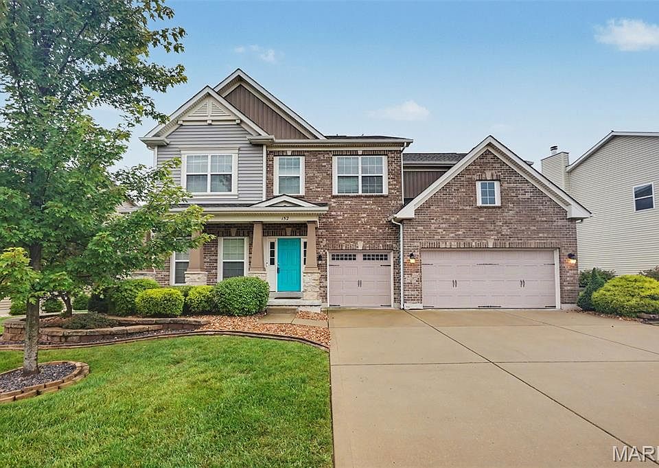 1st image of 152 Carlton Point Dr