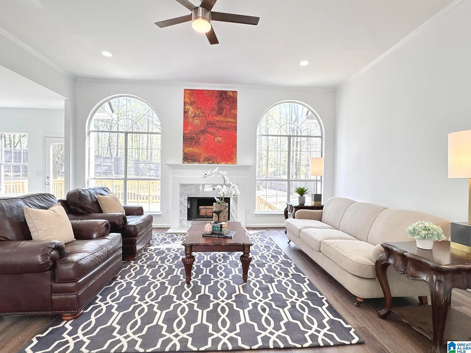 5 bed, 3.0 bath, 2369 sqft, $2,795 — Photo 4